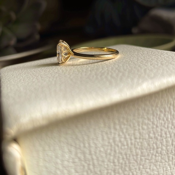 14k Solid Gold Moissanite Radiant Tulip Lotus Engagement Ring size 4.5 PREOWNED - Picture 13 of 17